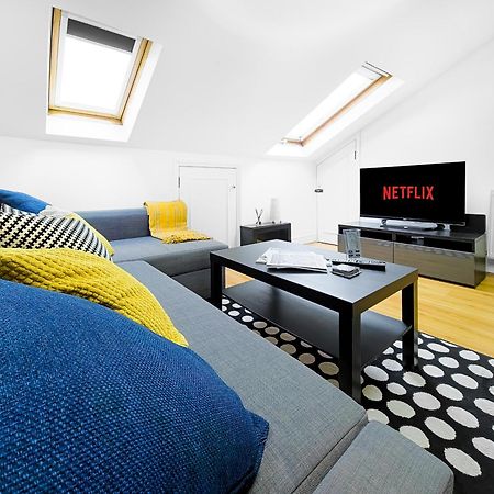 Charming London Home, Opp Arnos Grove Underground Station, Parking New Southgate Екстер'єр фото